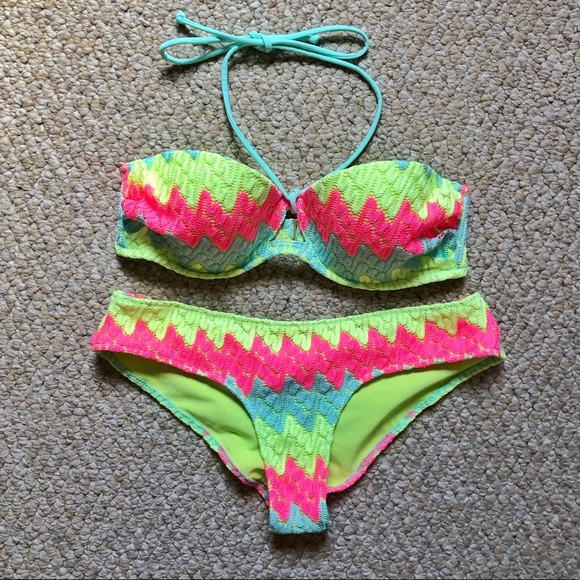 Victoria's Secret Other - Victoria’s Secret • neon chevron bikini set